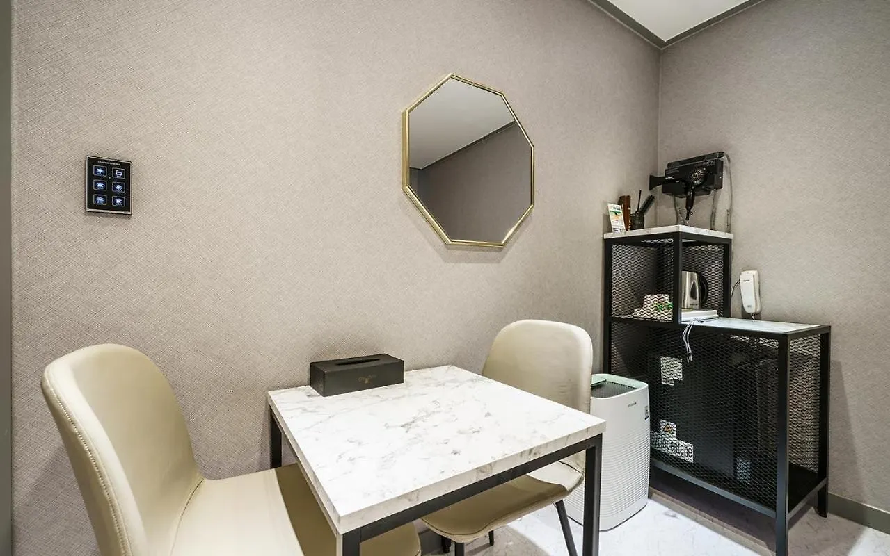 On & Off Motel Incheon Korsel